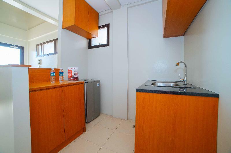 Reddoorz Plus Near Capitol Commons Pasig City Екстер'єр фото