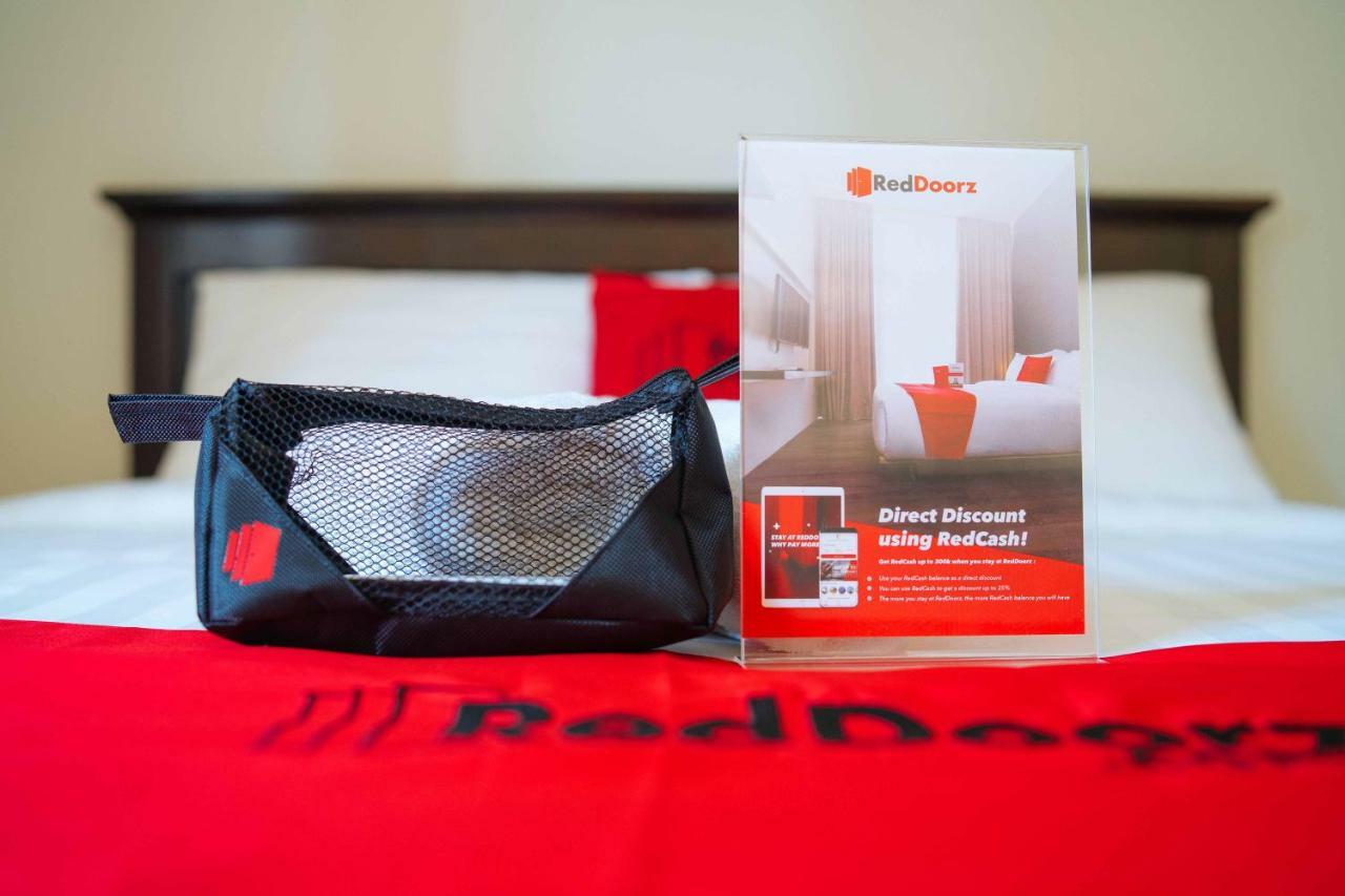 Reddoorz Plus Near Capitol Commons Pasig City Екстер'єр фото
