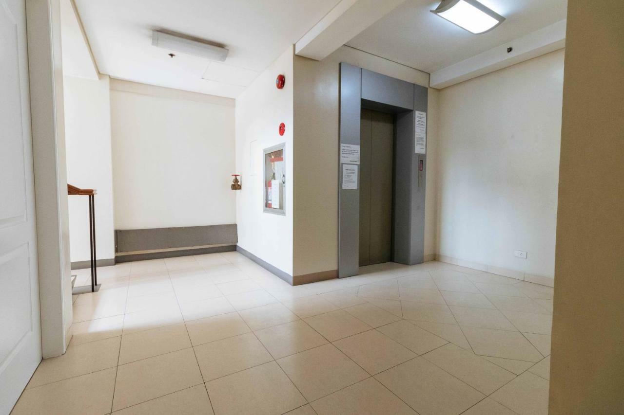 Reddoorz Plus Near Capitol Commons Pasig City Екстер'єр фото